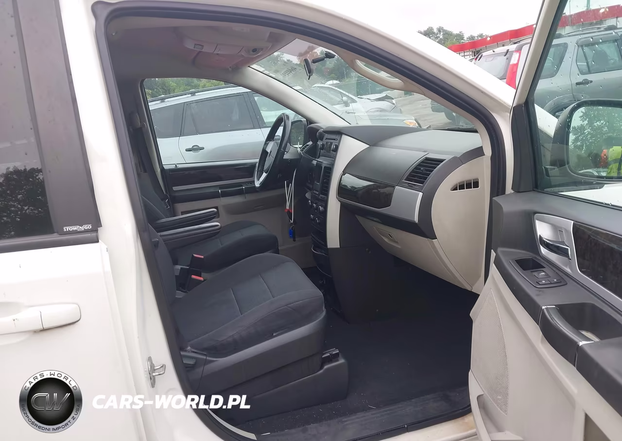 2010 Dodge Grand Caravan Sxt VIN:2D4RN5D15AR215814 - 5