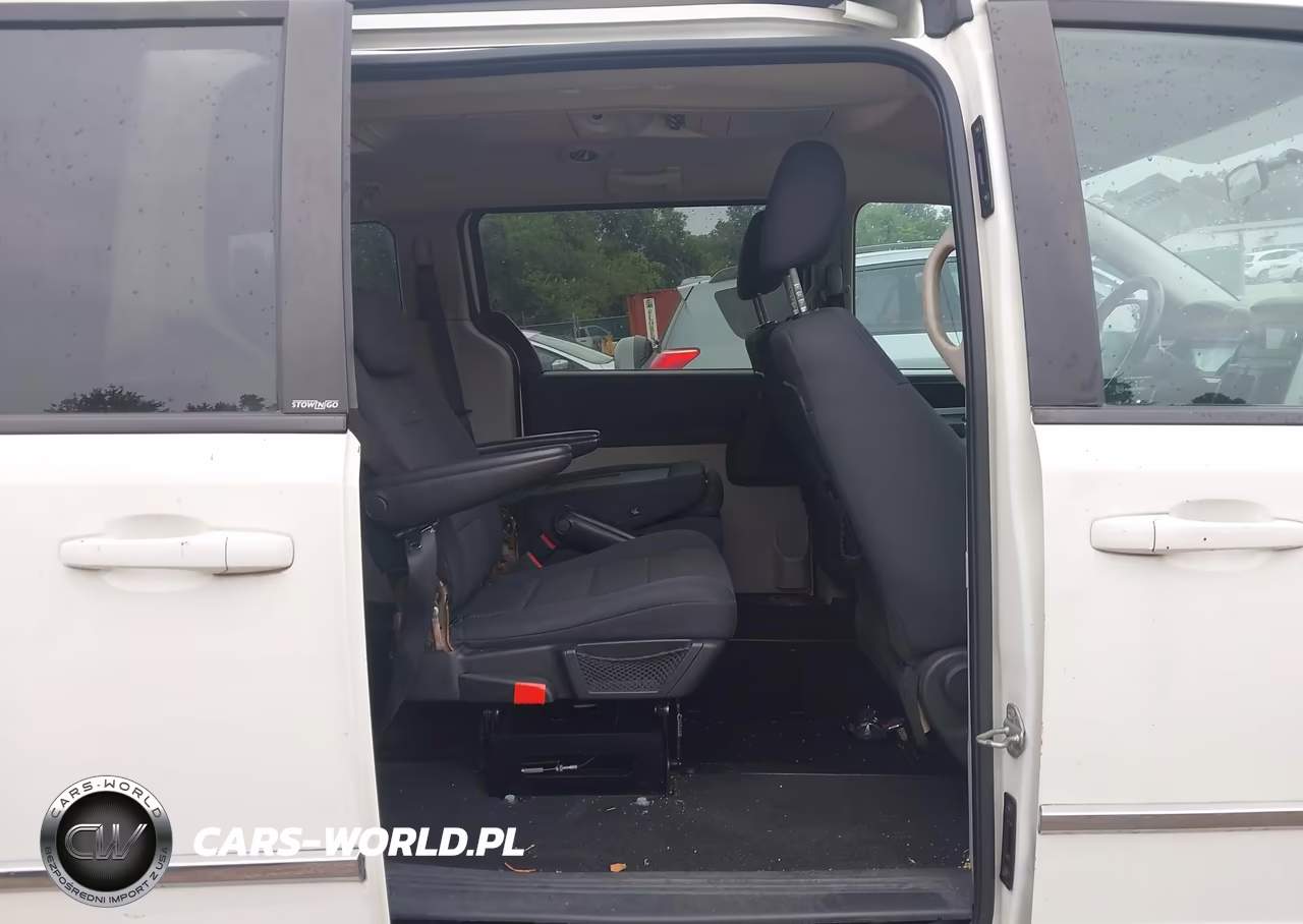 2010 Dodge Grand Caravan Sxt VIN:2D4RN5D15AR215814 - 8