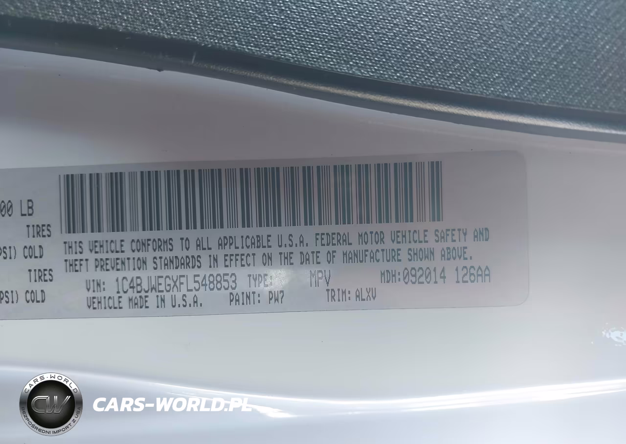 2015 Jeep Wrangler Unlimited Sahara VIN:1C4BJWEGXFL548853 - 9