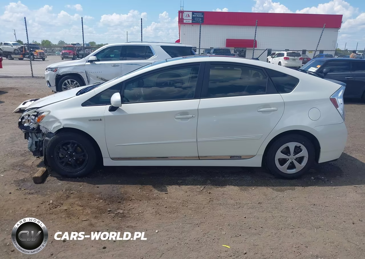 2012 Toyota Prius Three VIN:JTDKN3DU1C1610562 - 15