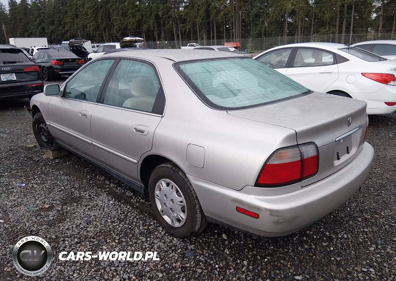 1997 Honda Accord Sdn Value Pkg VIN:1HGCD5688VA156530 - 3