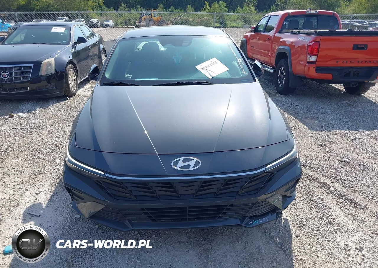 2026 Hyundai Elantra Sel Sport VIN:KMHLM4DG6TU163857 - 12