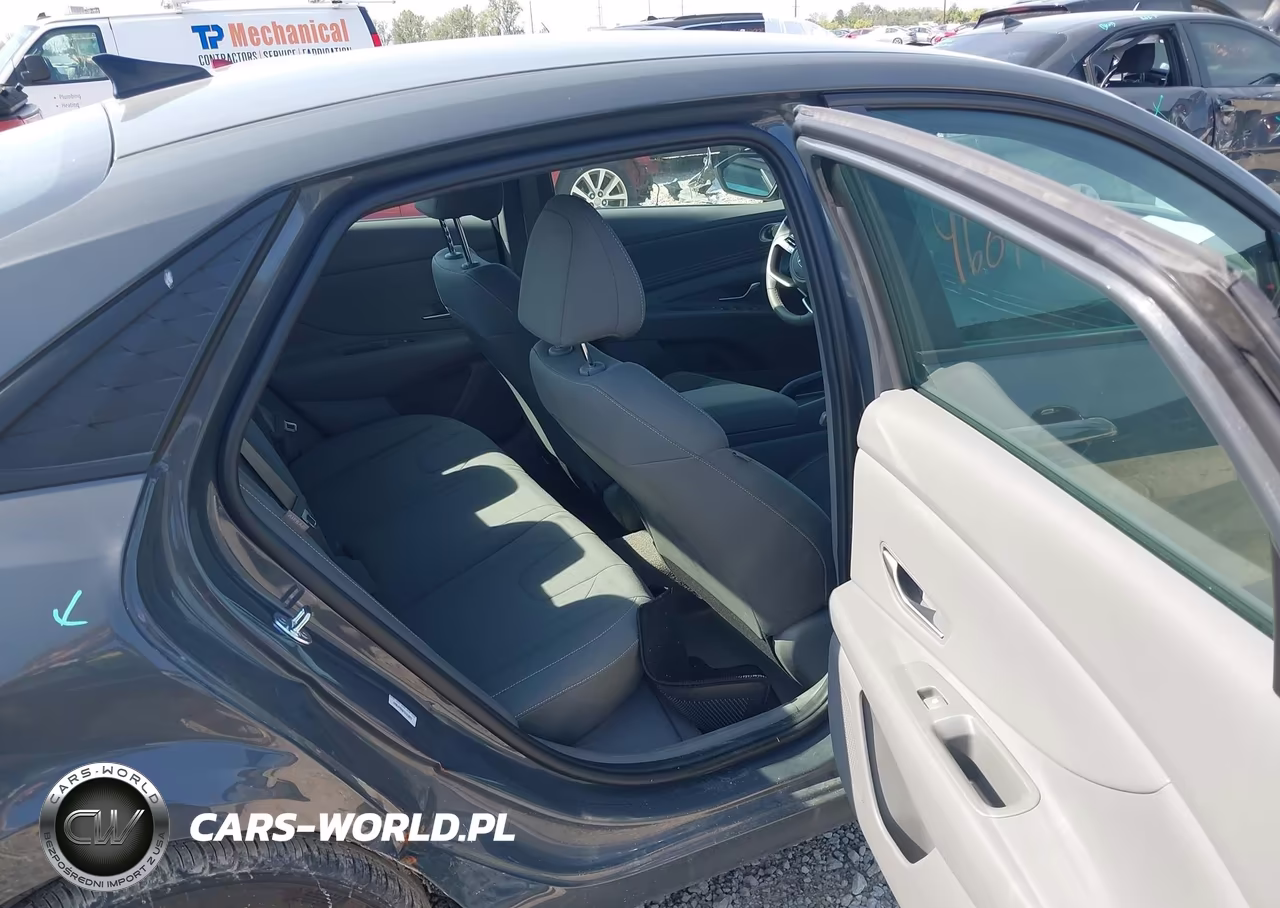 2026 Hyundai Elantra Sel Sport VIN:KMHLM4DG6TU163857 - 8