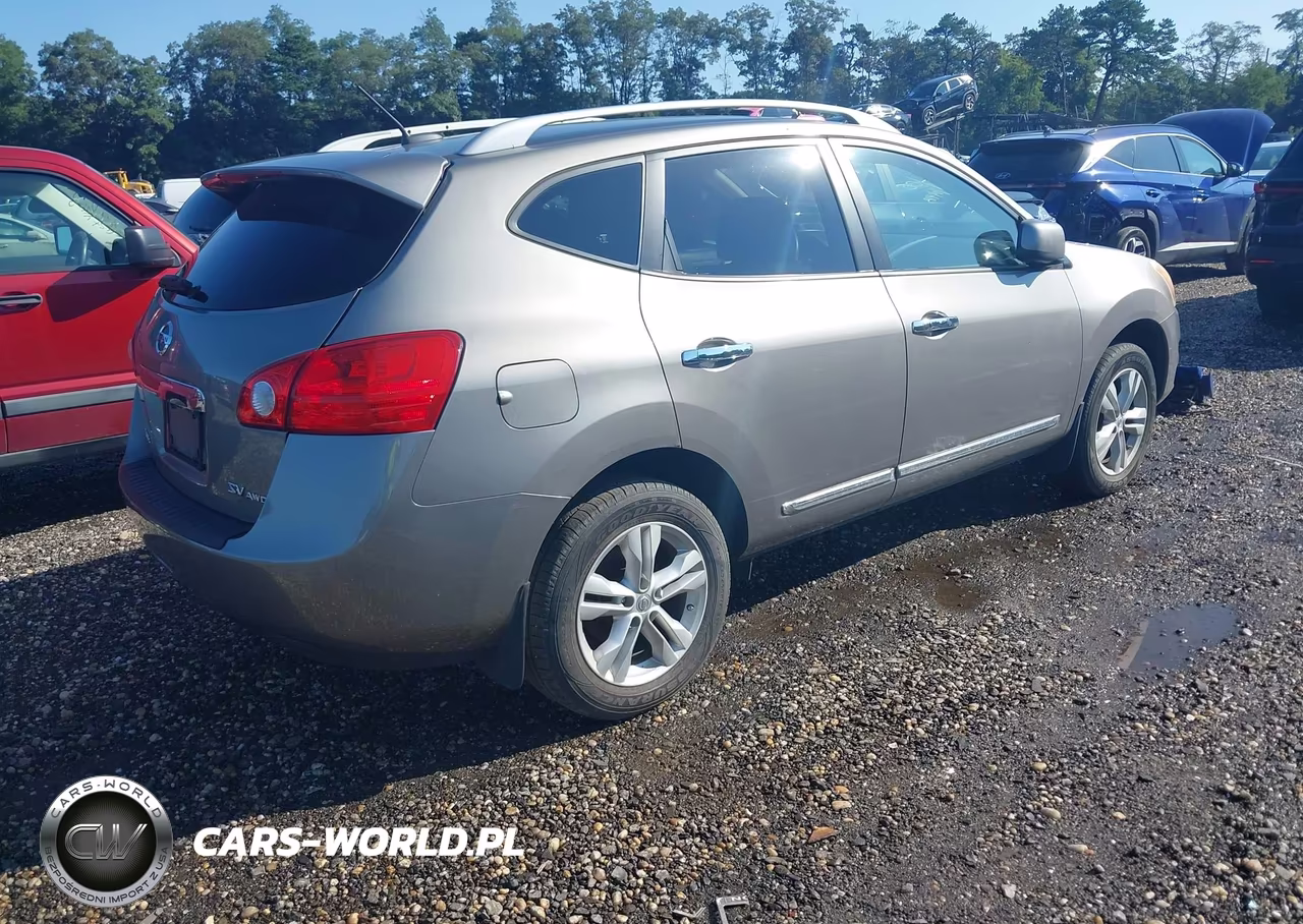 2012 Nissan Rogue Sv VIN:JN8AS5MV7CW714375 - 4