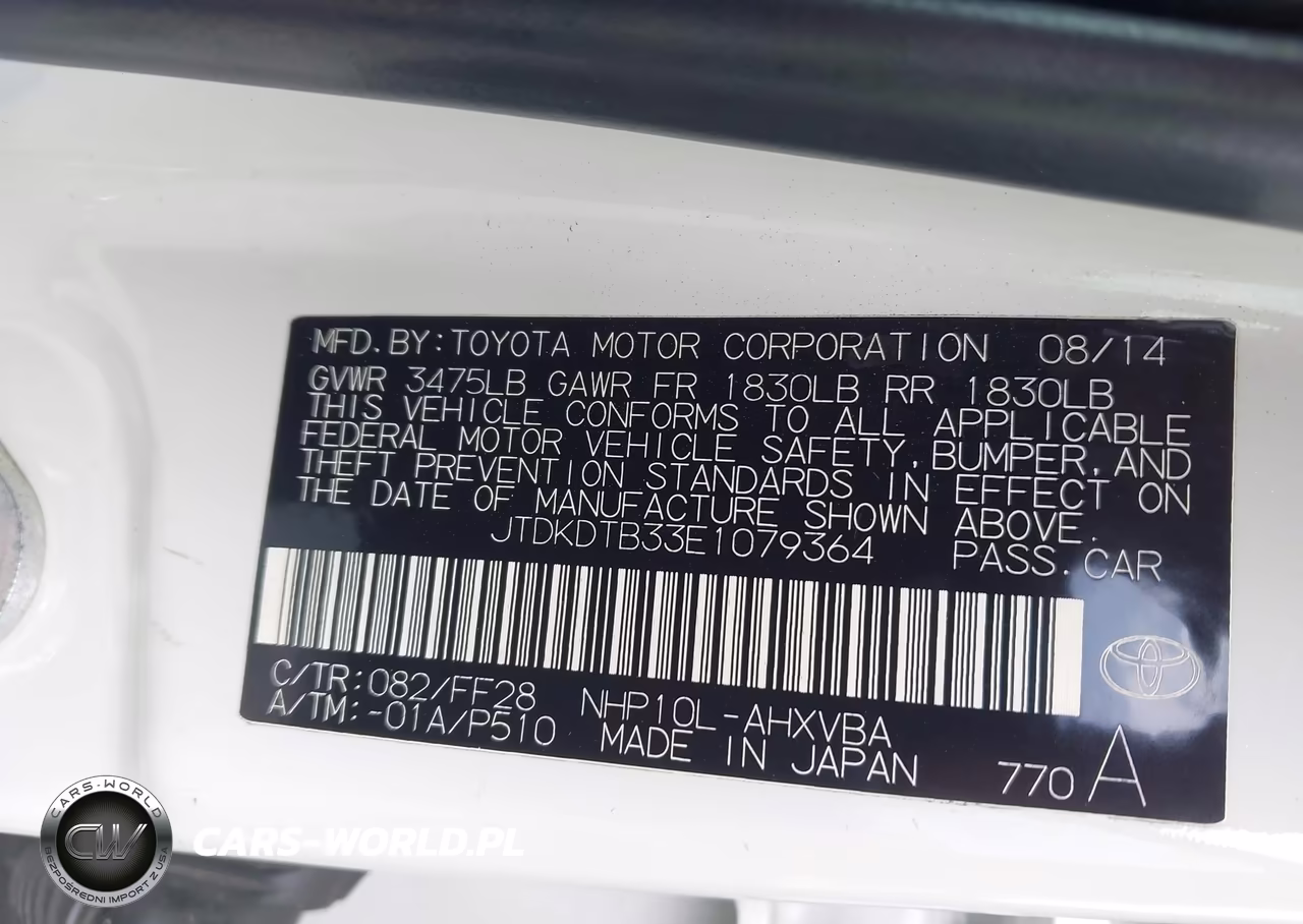 2014 Toyota Prius C Two VIN:JTDKDTB33E1079364 - 9