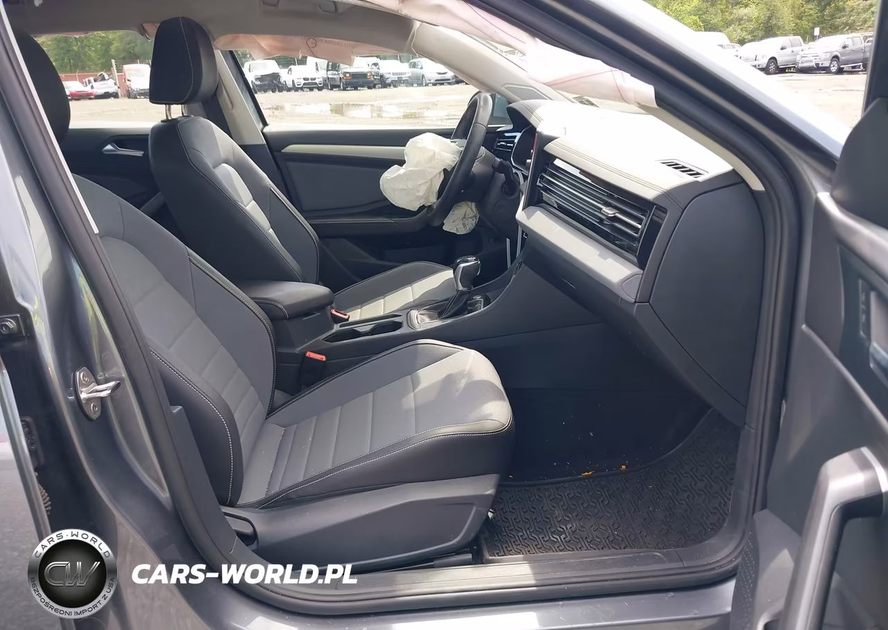 2025 Volkswagen Jetta 1.5T Se VIN:3VW7X7BU7SM043167 - 5