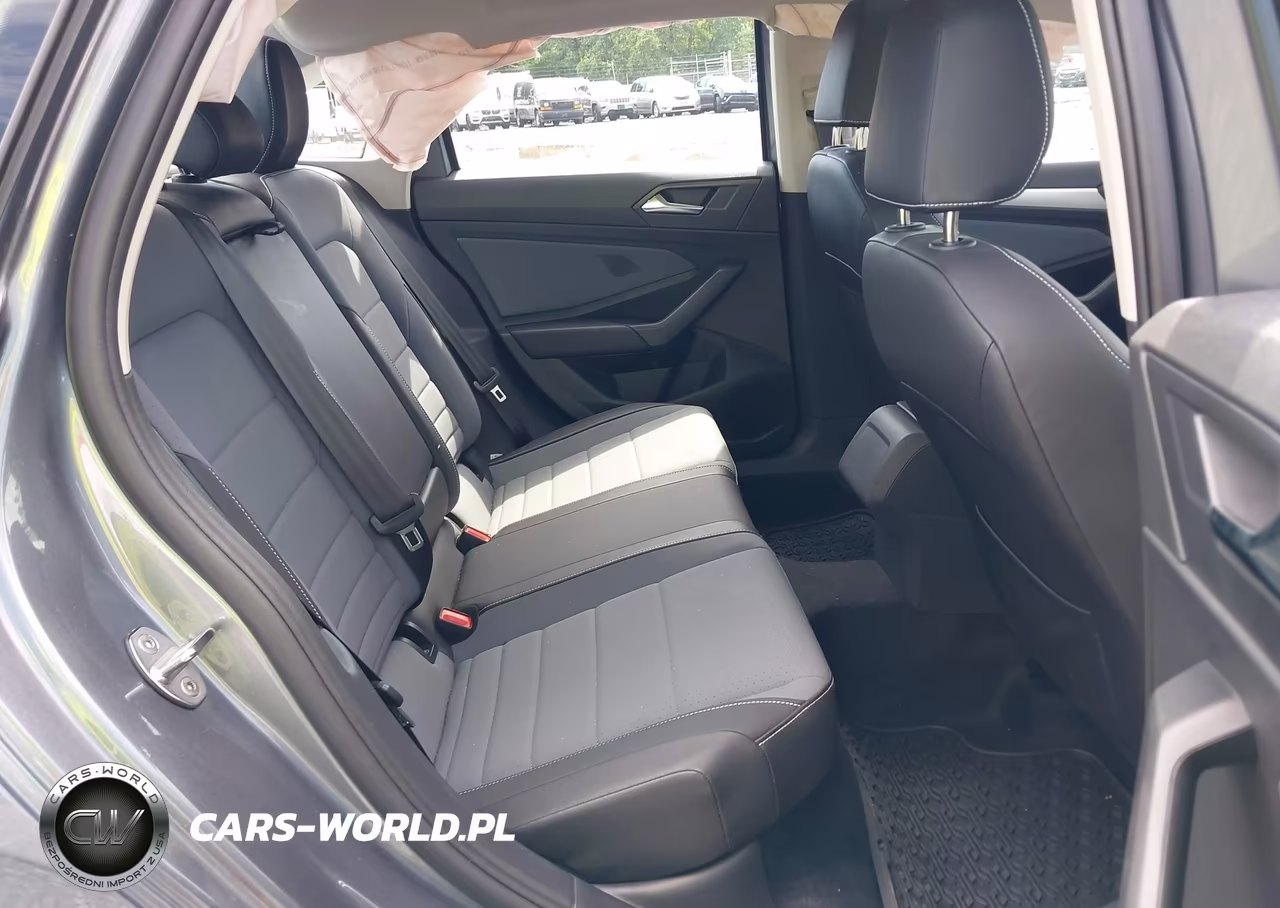 2025 Volkswagen Jetta 1.5T Se VIN:3VW7X7BU7SM043167 - 8