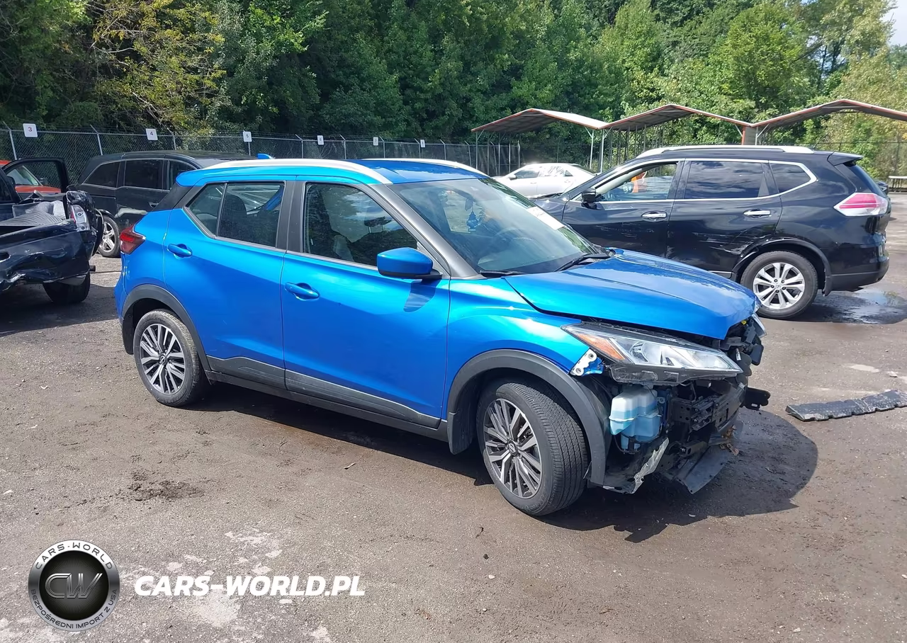 2022 Nissan Kicks Sv Xtronic Cvt