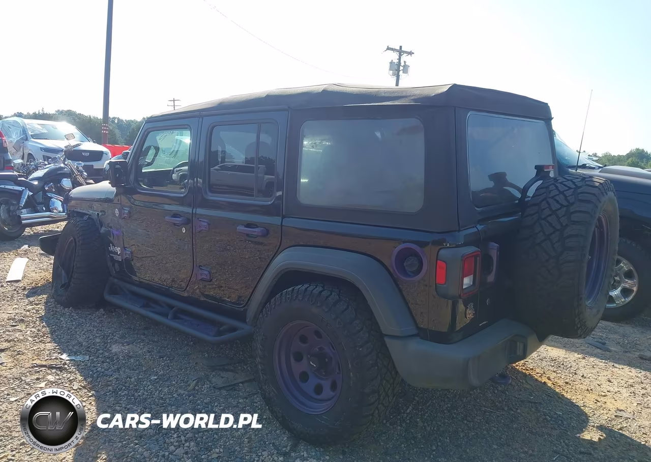 2021 Jeep Wrangler Unlimited Sport 4X4 VIN:1C4HJXDN4MW530831 - 3