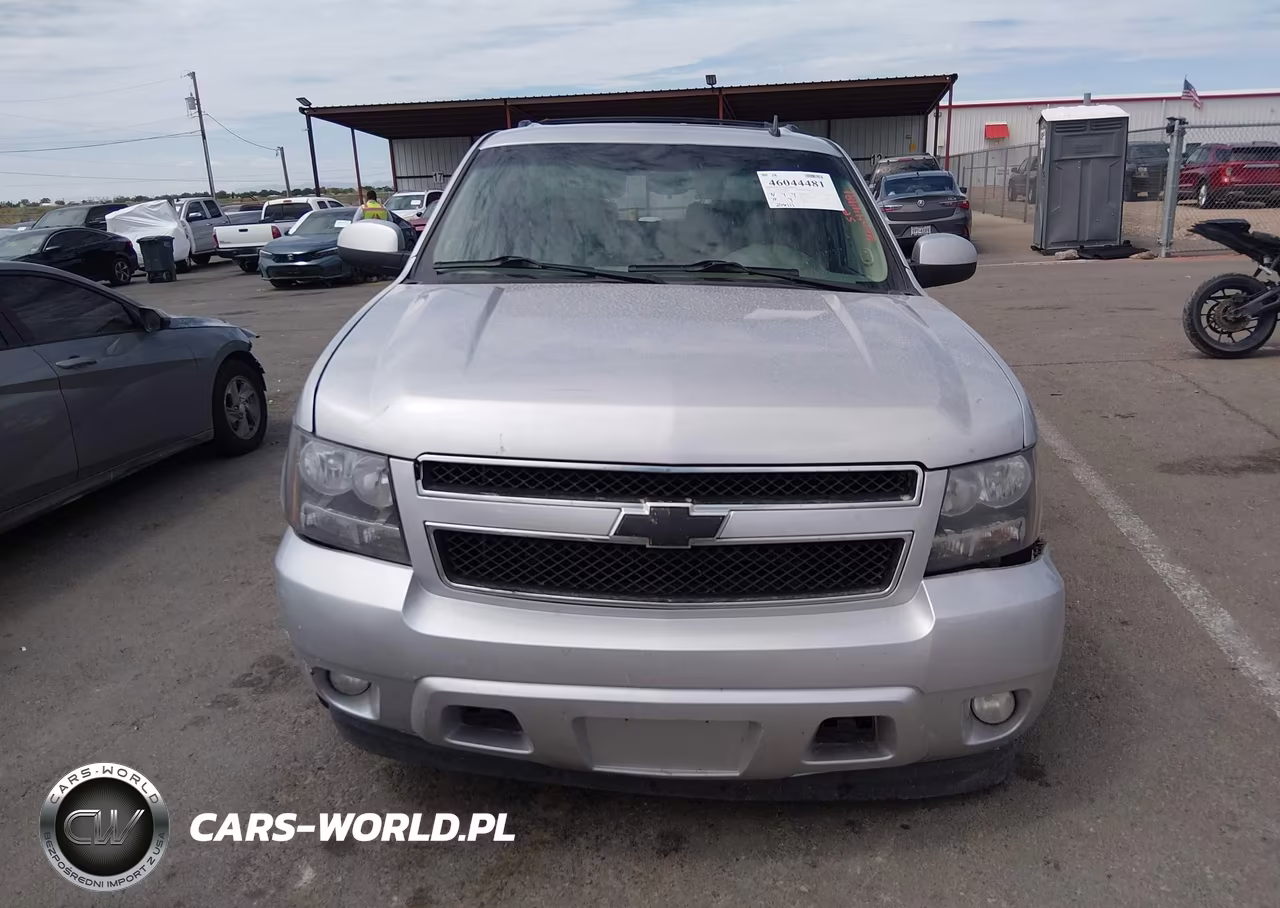 2013 Chevrolet Suburban 1500 Lt VIN:1GNSCJE07DR368246 - 12
