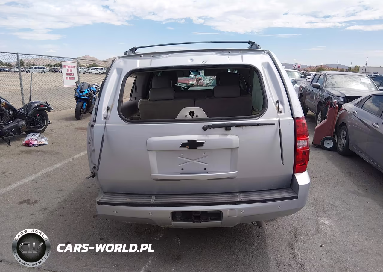 2013 Chevrolet Suburban 1500 Lt VIN:1GNSCJE07DR368246 - 16