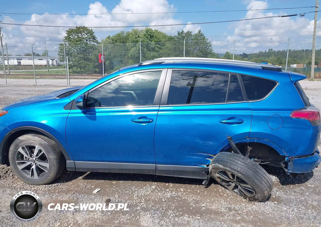 2018 Toyota Rav4 Xle VIN:JTMRFREV0JJ203500 - 14