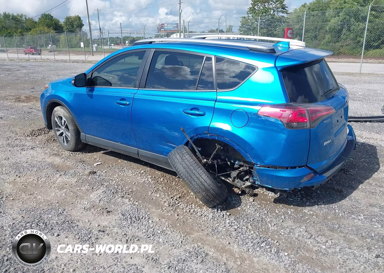 2018 Toyota Rav4 Xle VIN:JTMRFREV0JJ203500 - 3