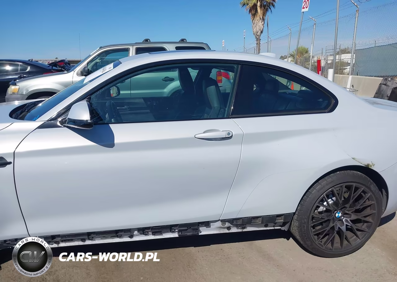 2020 BMW M2 Competition VIN:WBS2U7C00L7F42434 - 14