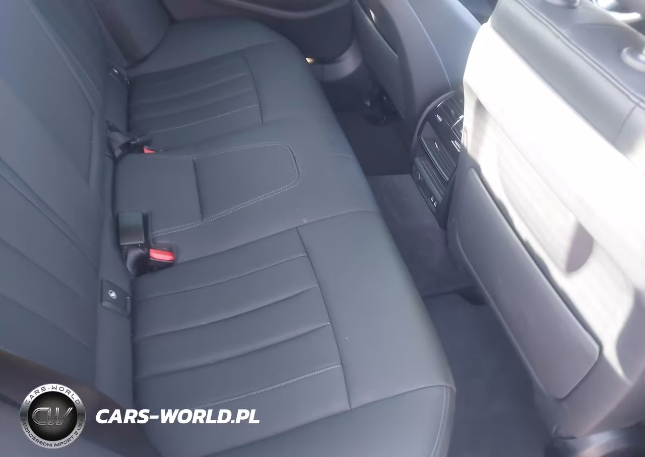 2021 BMW 530E VIN:WBA13AG0XMCF12649 - 8