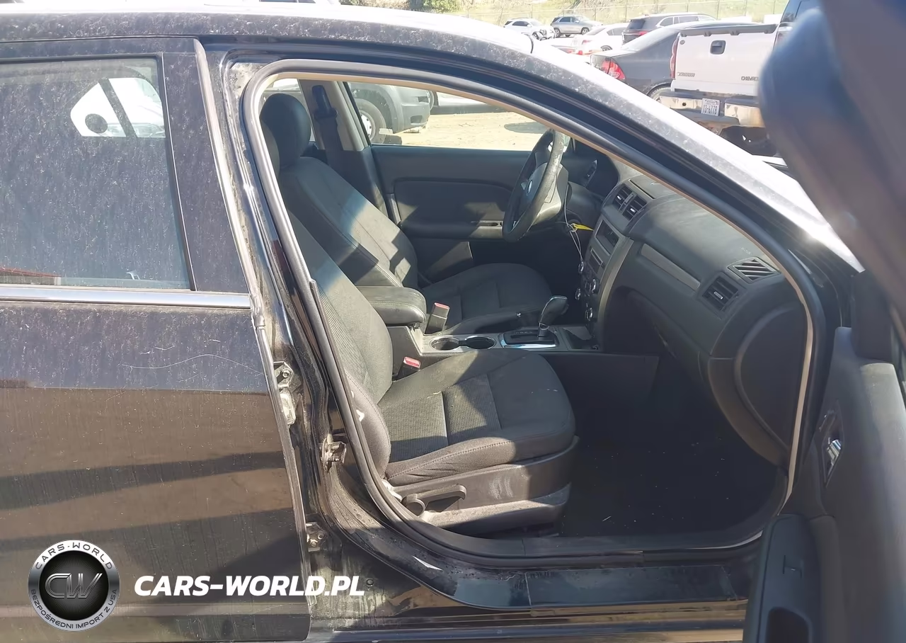2012 Ford Fusion Se VIN:3FAHP0HA0CR137297 - 5