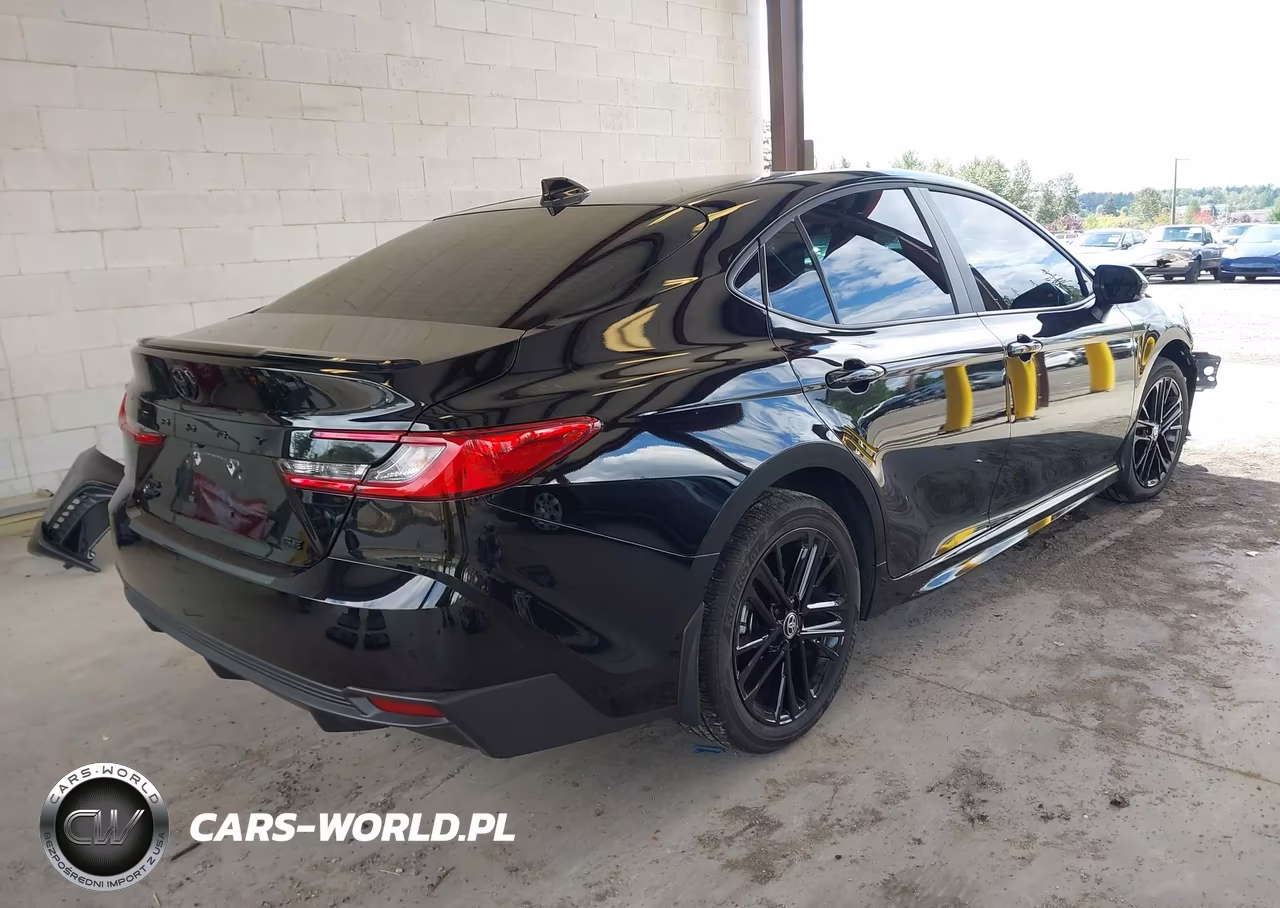 2026 Toyota Camry Se VIN:4T1DBADK7TU043160 - 4