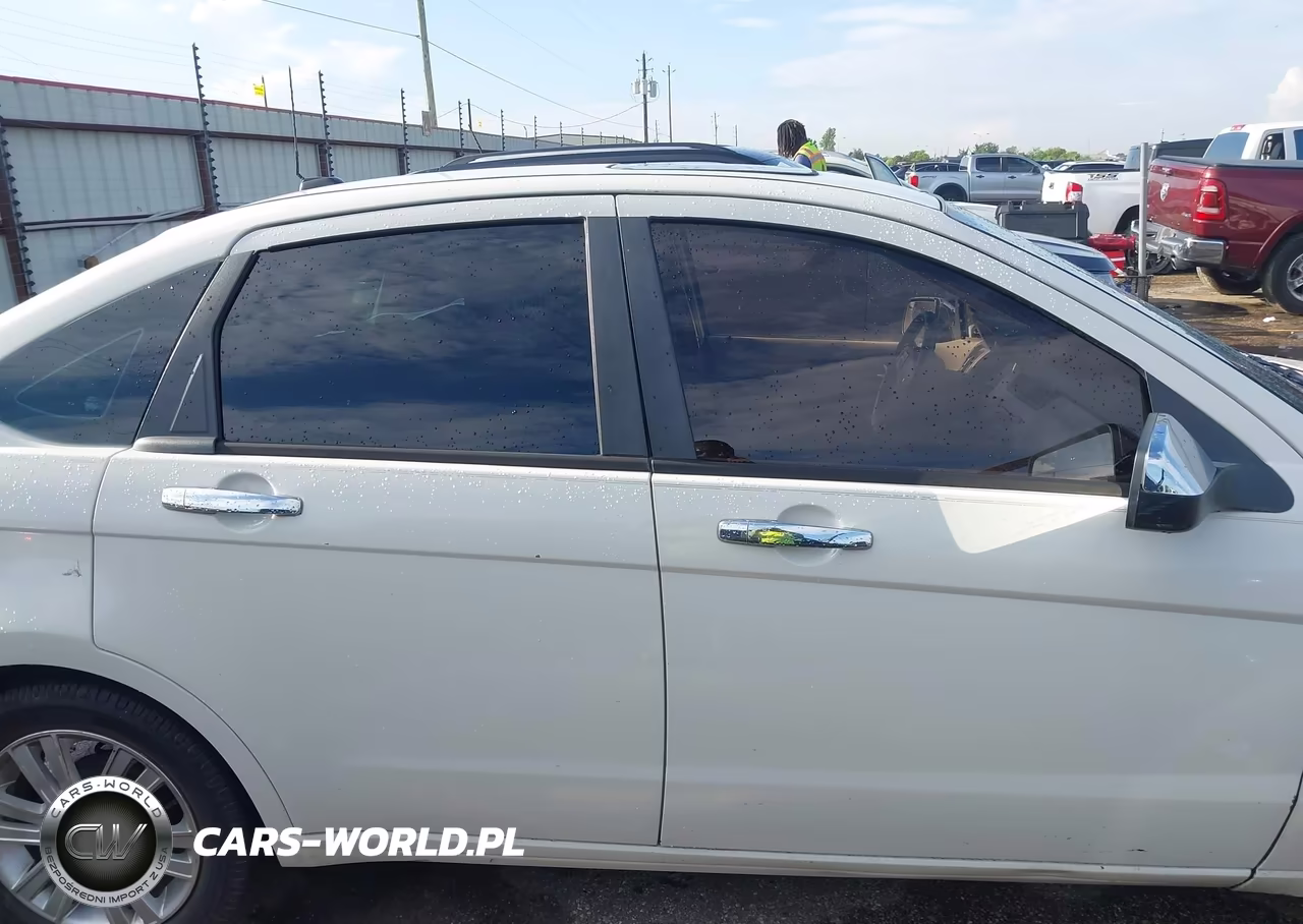2010 Ford Focus Sel VIN:1FAHP3HN0AW180228 - 13