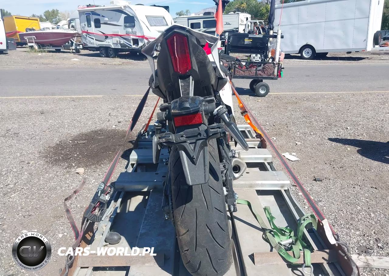 2026 Yamaha Yzfr7 VIN:JYARM60E2TA004250 - 6