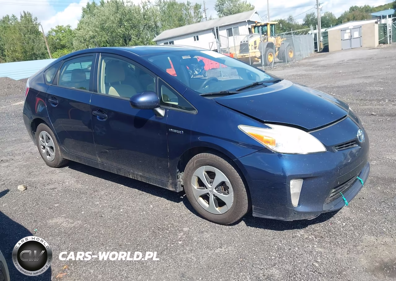 2013 Toyota Prius Three – zdjęcie 1 z 16