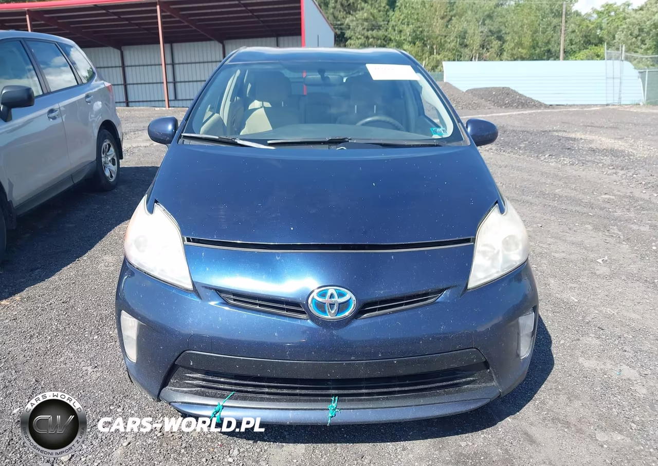 2013 Toyota Prius Three VIN:JTDKN3DU2D1685563 - 12