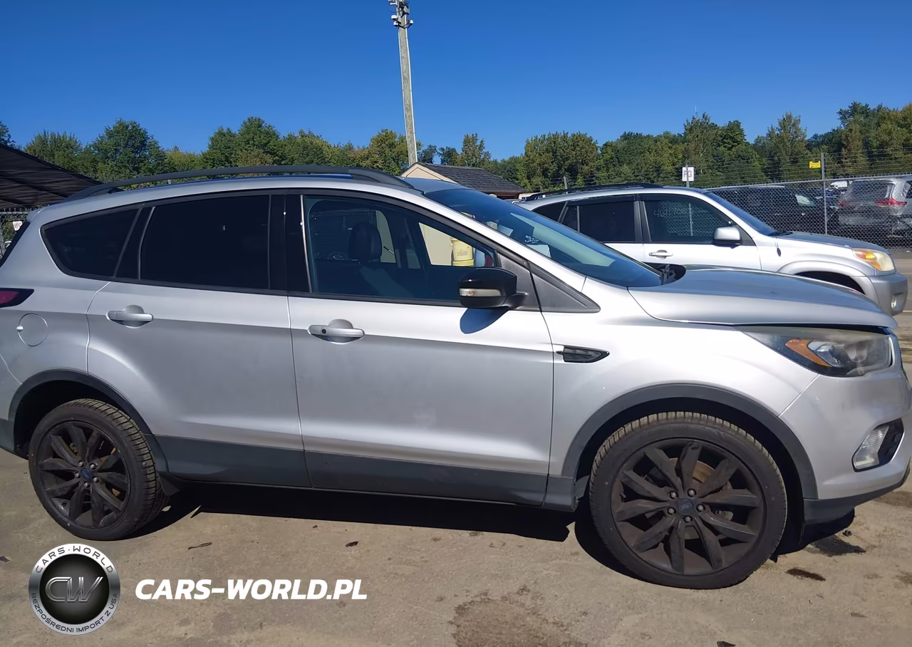 2017 Ford Escape Titanium VIN:1FMCU9J93HUE28261 - 13