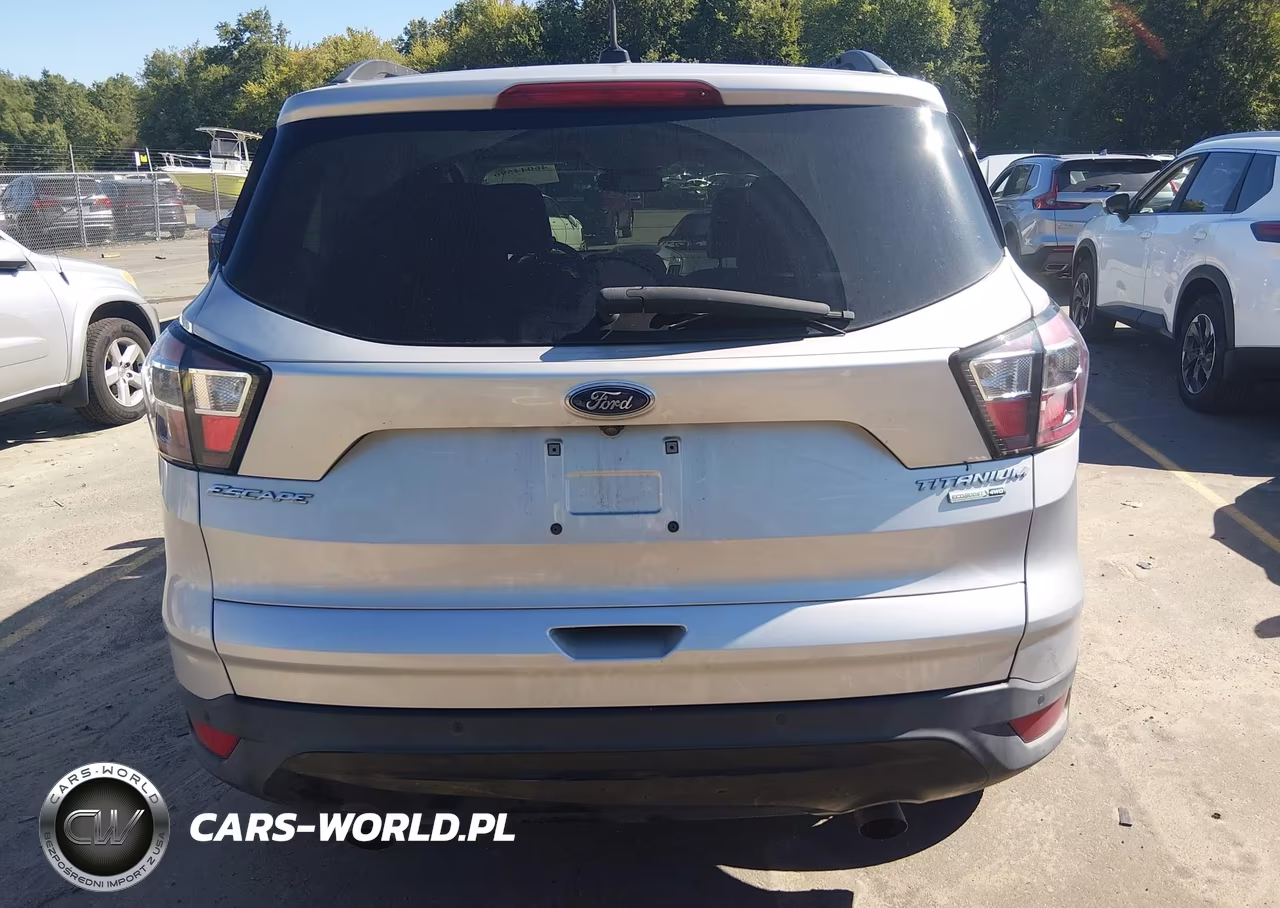 2017 Ford Escape Titanium VIN:1FMCU9J93HUE28261 - 16