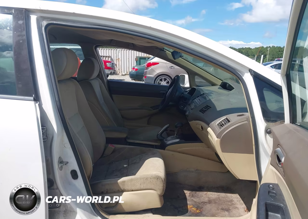 2008 Honda Civic Lx VIN:1HGFA16548L018559 - 5