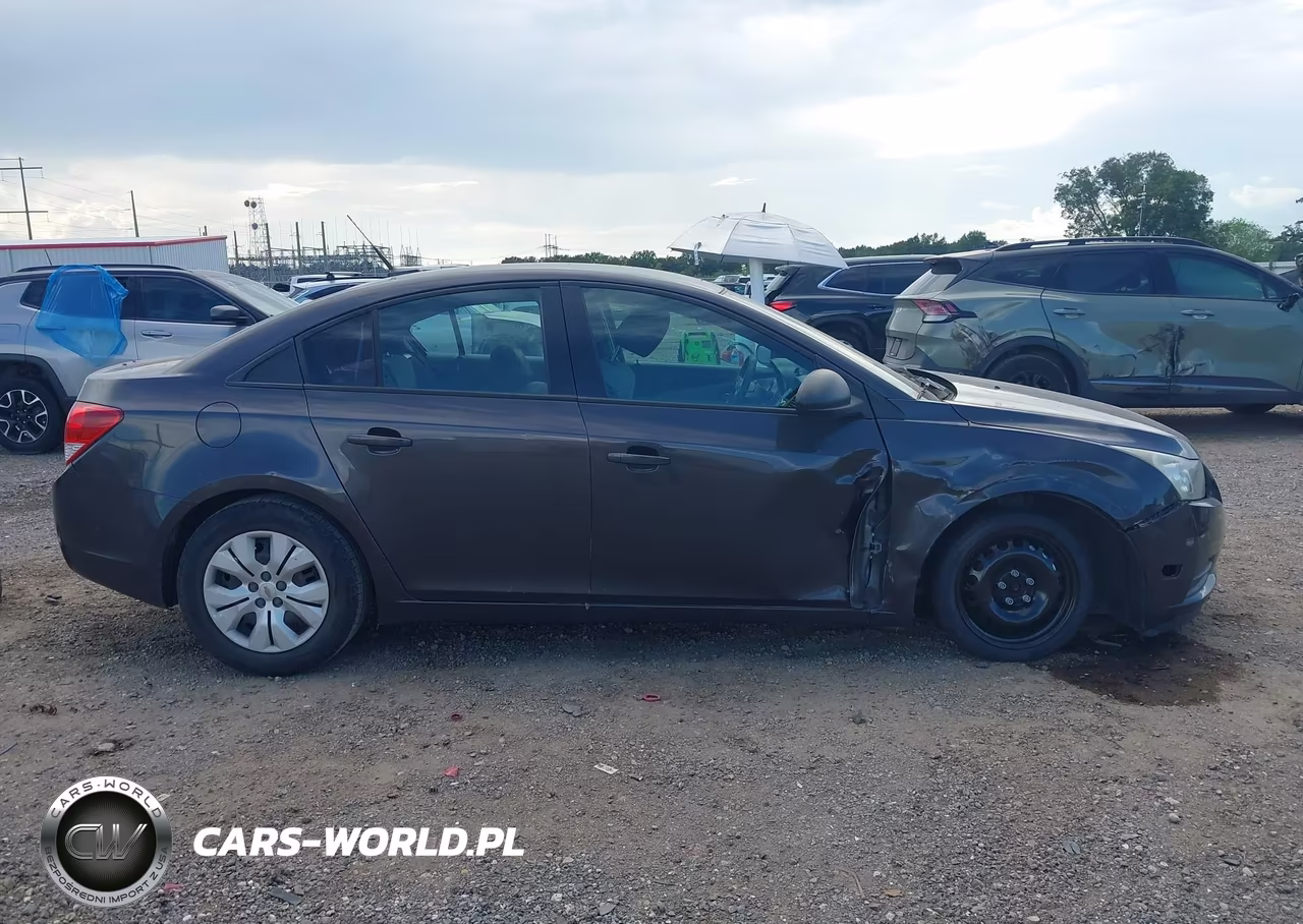 2014 Chevrolet Cruze Ls Auto VIN:1G1PA5SH0E7144263 - 14
