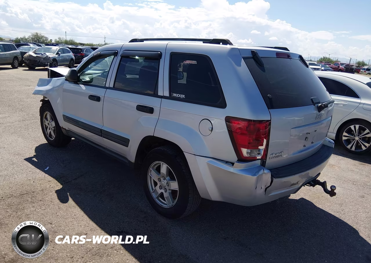 2006 Jeep Grand Cherokee Laredo VIN:1J4GR48K86C110829 - 3