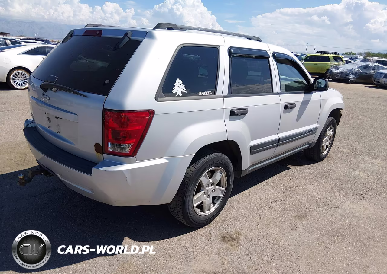 2006 Jeep Grand Cherokee Laredo VIN:1J4GR48K86C110829 - 4