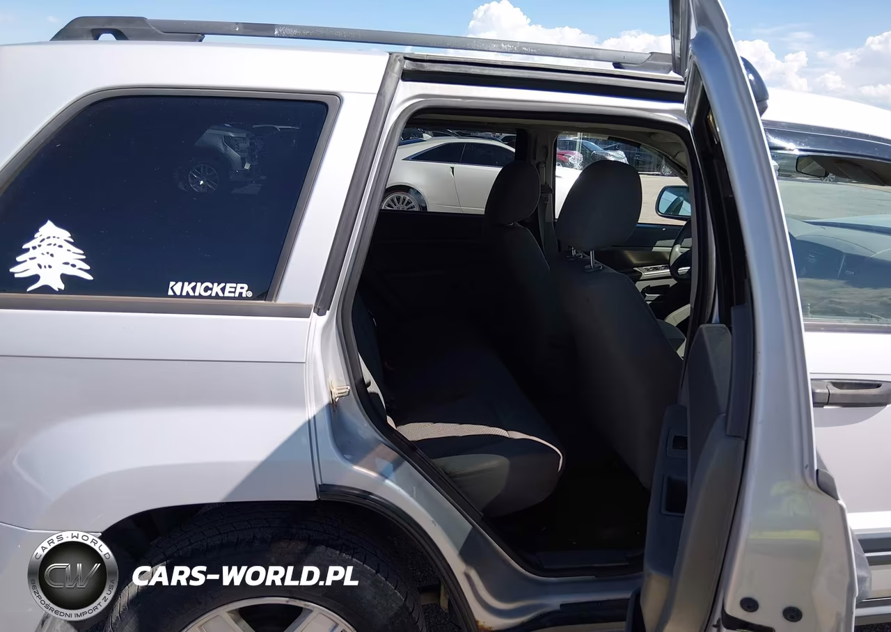 2006 Jeep Grand Cherokee Laredo VIN:1J4GR48K86C110829 - 8