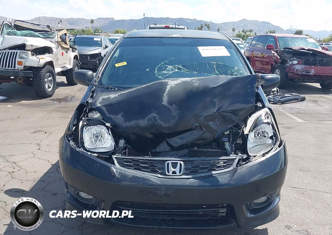 2012 Honda Fit Sport VIN:JHMGE8H54CC019344 - 6