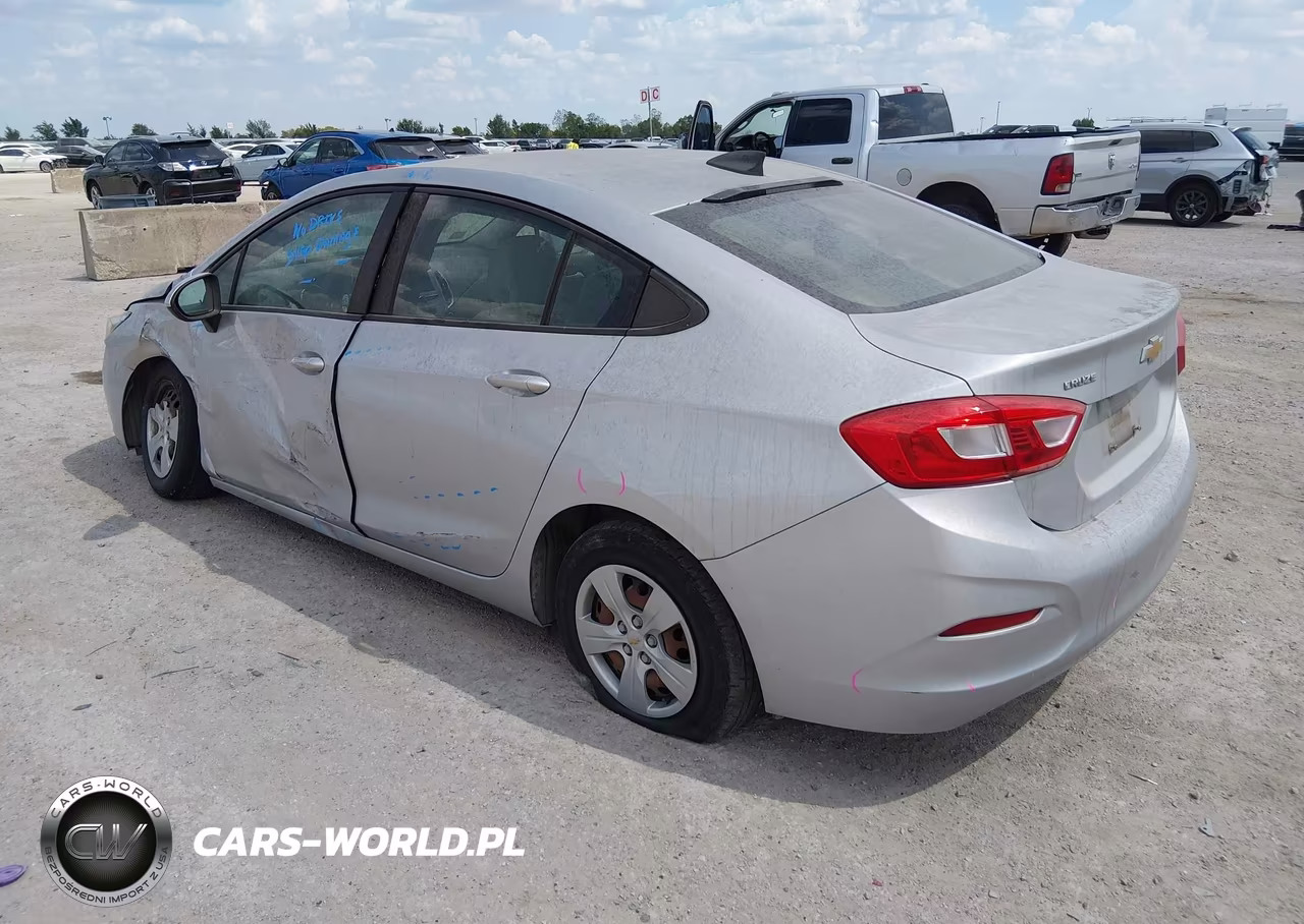 2017 Chevrolet Cruze Ls Auto VIN:1G1BC5SM4H7214322 - 3
