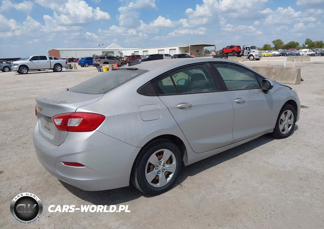 2017 Chevrolet Cruze Ls Auto VIN:1G1BC5SM4H7214322 - 4