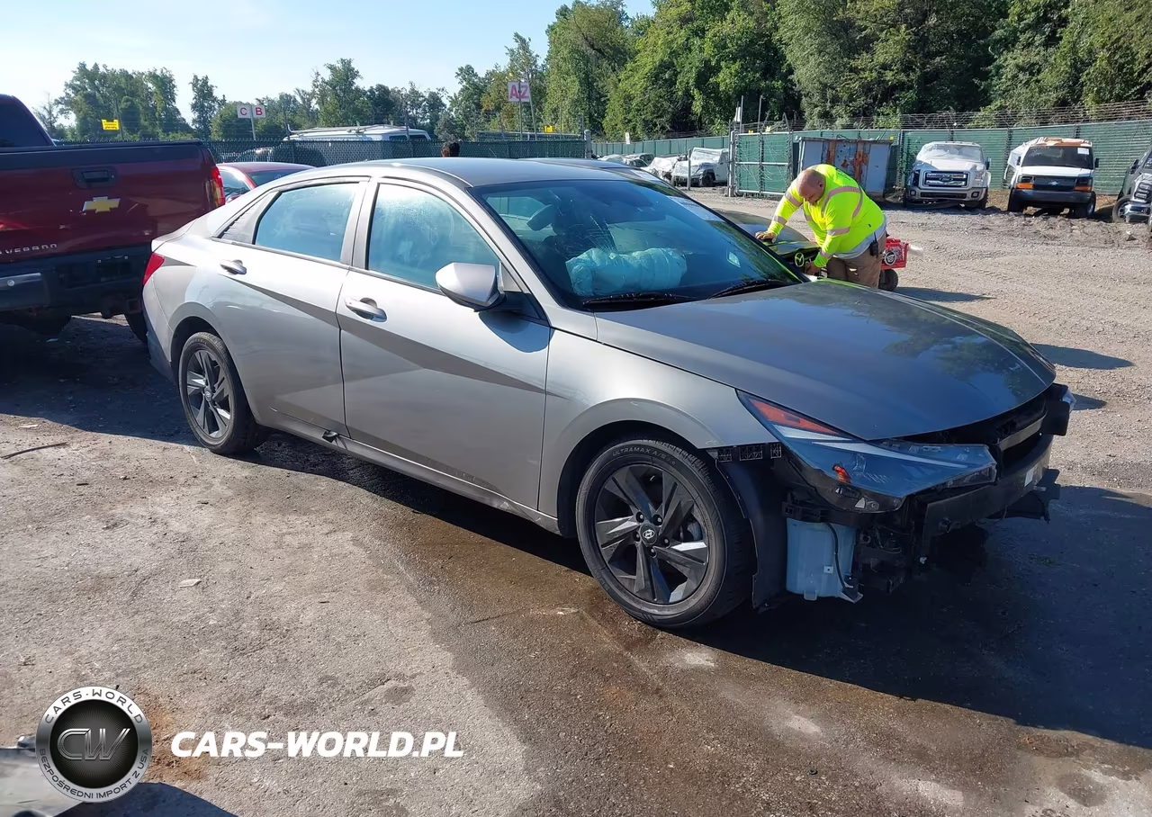 2023 Hyundai Elantra Sel