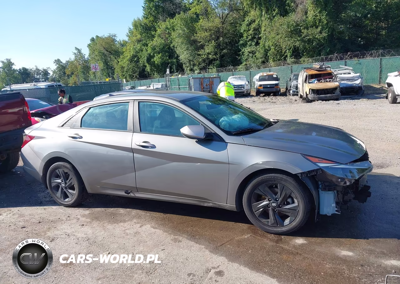 2023 Hyundai Elantra Sel VIN:KMHLM4AG7PU571102 - 13