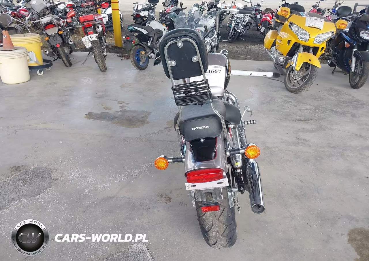 2000 Honda Vt1100 C VIN:1HFSC1803YA400379 - 6
