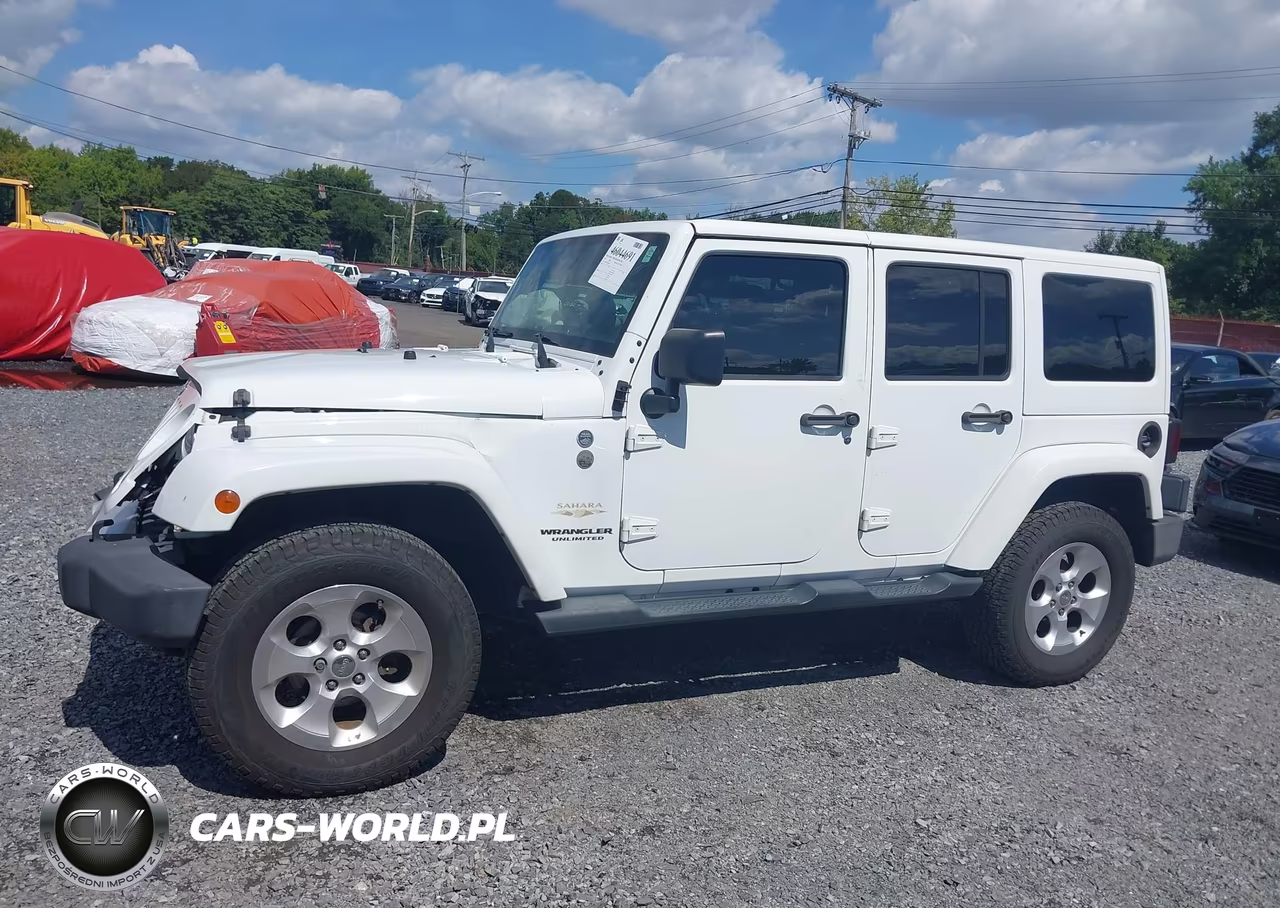 2014 Jeep Wrangler Unlimited Sahara VIN:1C4BJWEG7EL104537 - 14