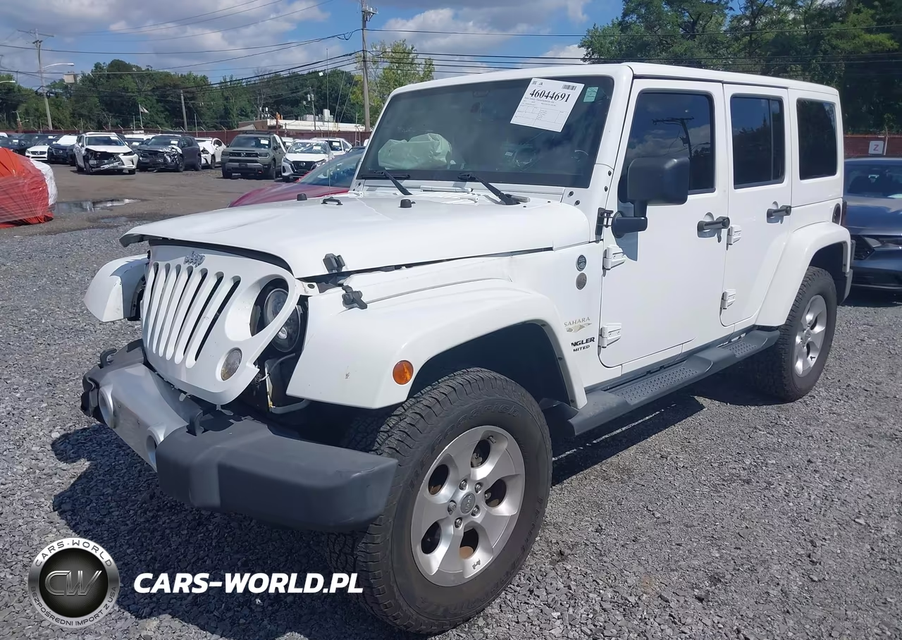 2014 Jeep Wrangler Unlimited Sahara VIN:1C4BJWEG7EL104537 - 17