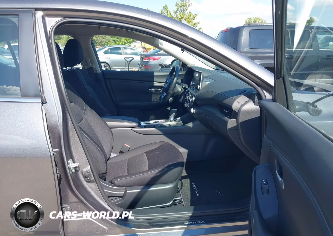 2025 Nissan Sentra Sv VIN:3N1AB8CV6SY407532 - 5