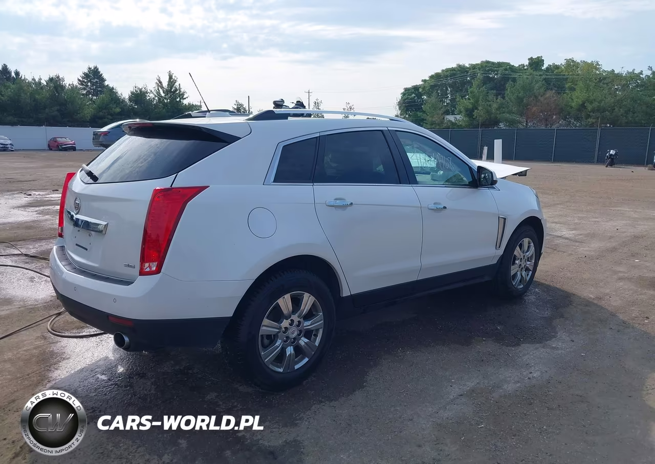 2015 Cadillac Srx Luxury Collection VIN:3GYFNEE36FS587456 - 4