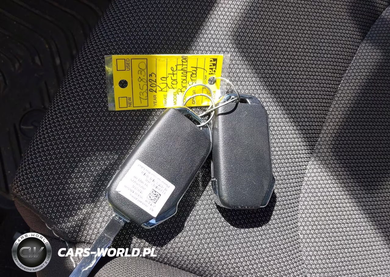 2023 Kia Forte Lxs VIN:3KPF24AD1PE626087 - 11