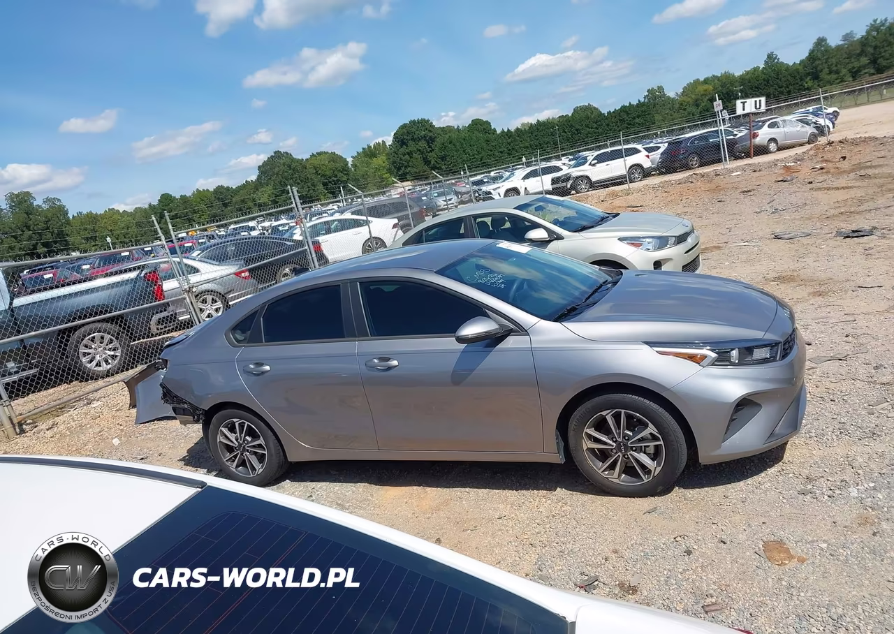 2023 Kia Forte Lxs VIN:3KPF24AD1PE626087 - 14