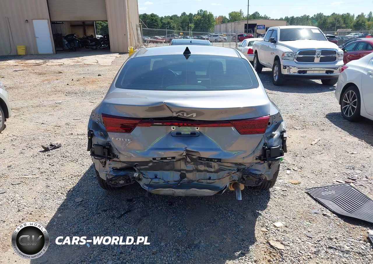 2023 Kia Forte Lxs VIN:3KPF24AD1PE626087 - 6