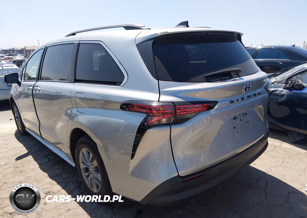 2021 Toyota Sienna Le VIN:5TDKRKEC2MS068946 - 3