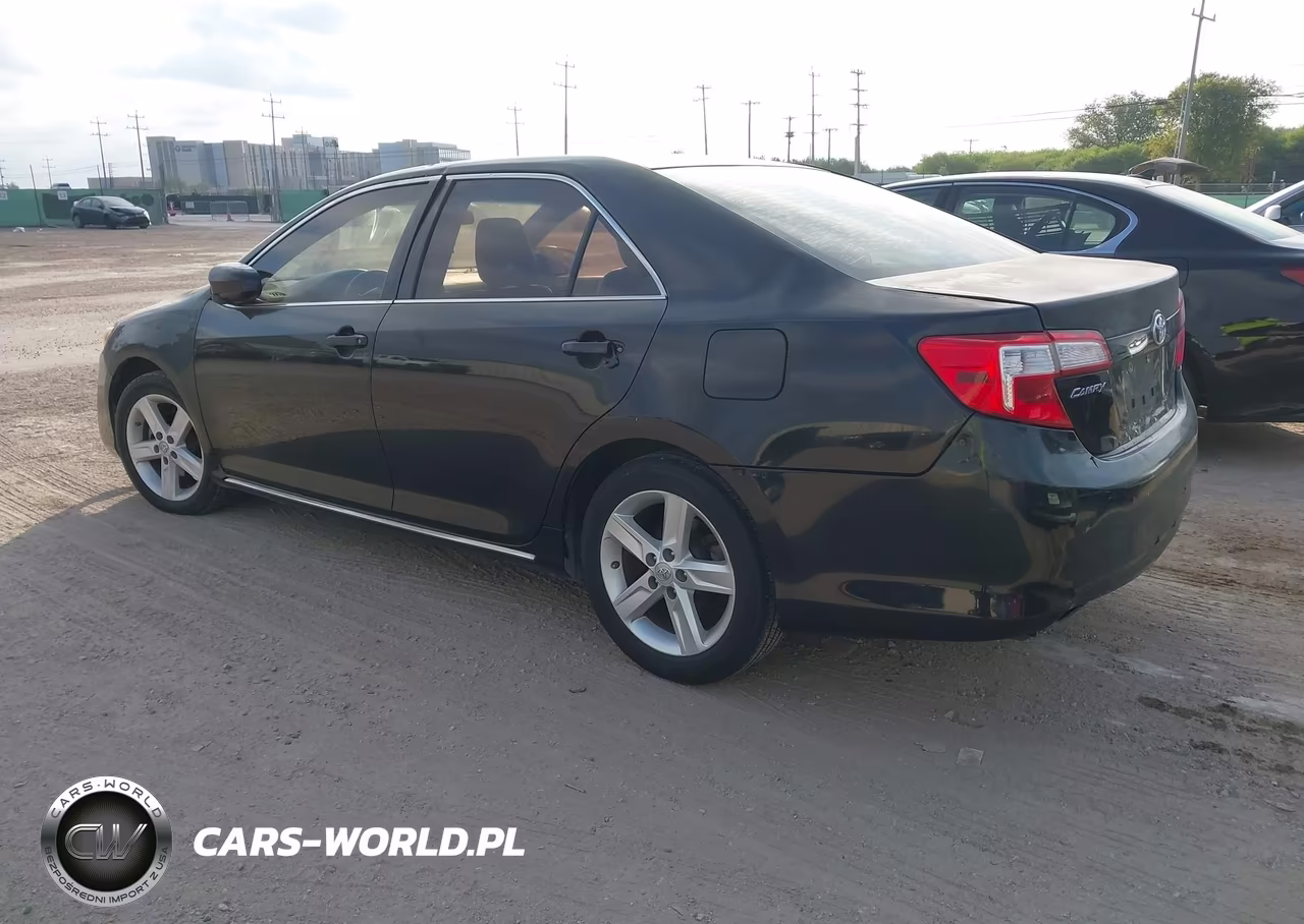 2012 Toyota Camry Le VIN:4T1BF1FK8CU024061 - 3