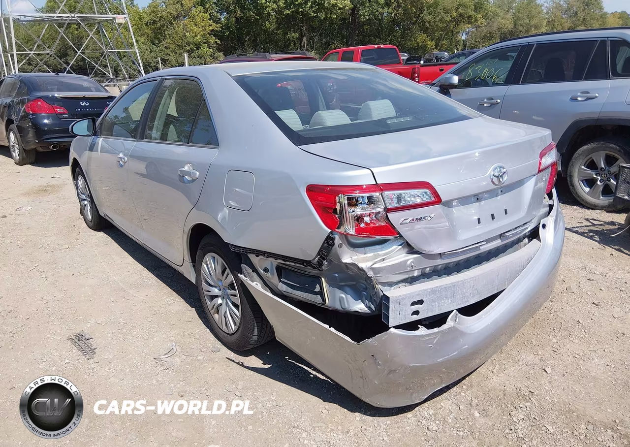 2012 Toyota Camry Le VIN:4T4BF1FK9CR166943 - 3