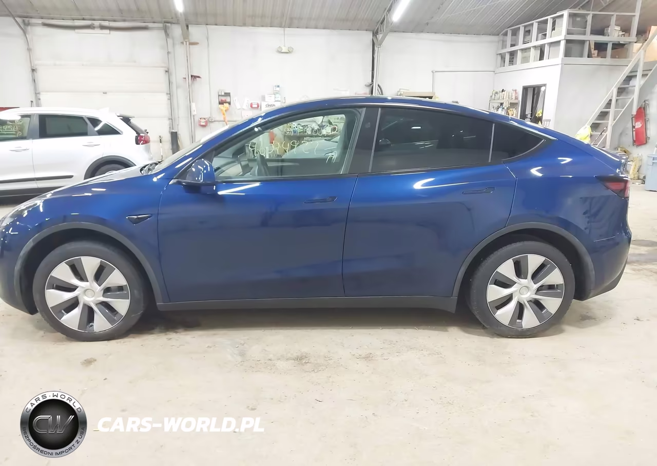 2024 Tesla Model Y Long Range Dual Motor All-Wheel Drive VIN:7SAYGDEE6RA221000 - 15