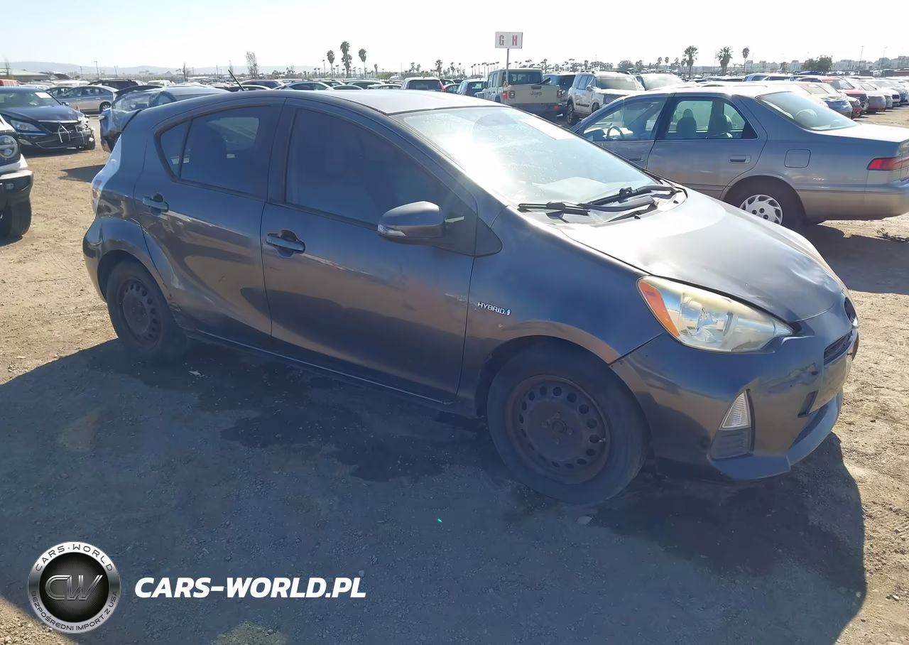 2014 Toyota Prius C One